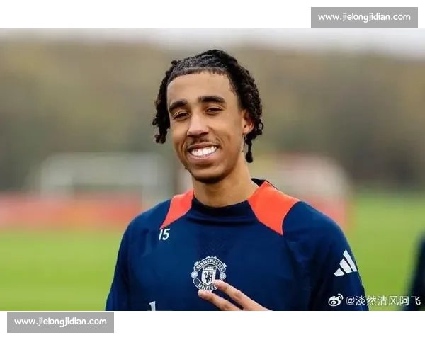 费迪南德力挺 19 岁约罗:他已超越同期范戴克